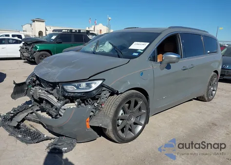 2022 Chrysler Pacifica Hybrid Pinnacle from USA, damaged, VIN 2C4RC1N72NR130112